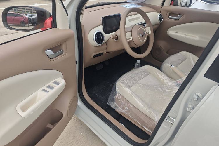 Used Wuling Hongguang MINIEV 2025 Four-Door Version Advanced Edition
