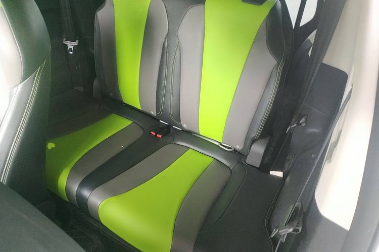 Used Roewe Clever 2021 302 km New Four-Seater Super-Efficient Version
