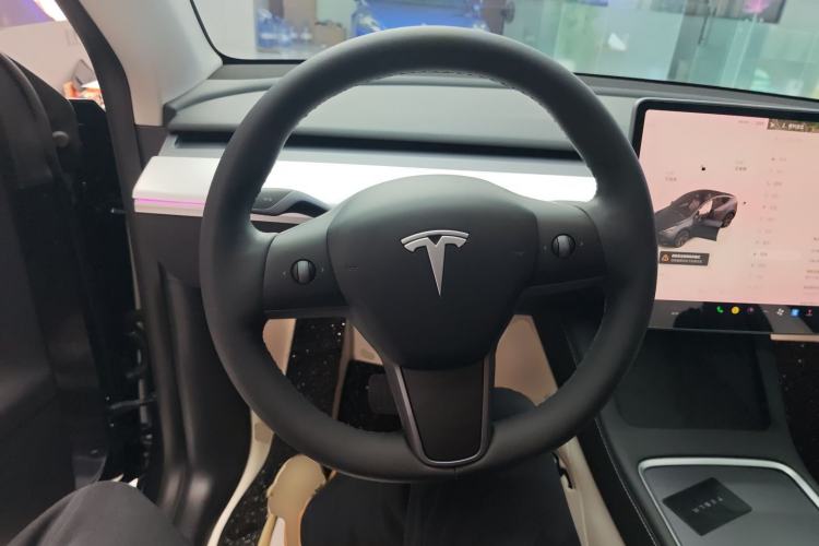 Used Tesla Model Y 2024 Rear-Wheel-Drive Version
