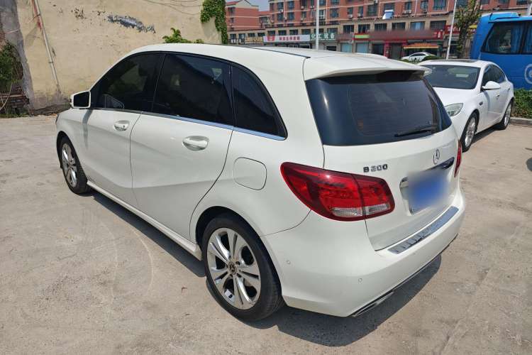 Used Mercedes-Benz B-Class 2017 B 200 Sport Edition