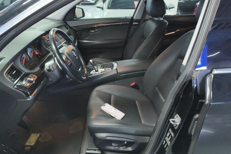 Used BMW 5 Series GT 2015 535i Leading Model