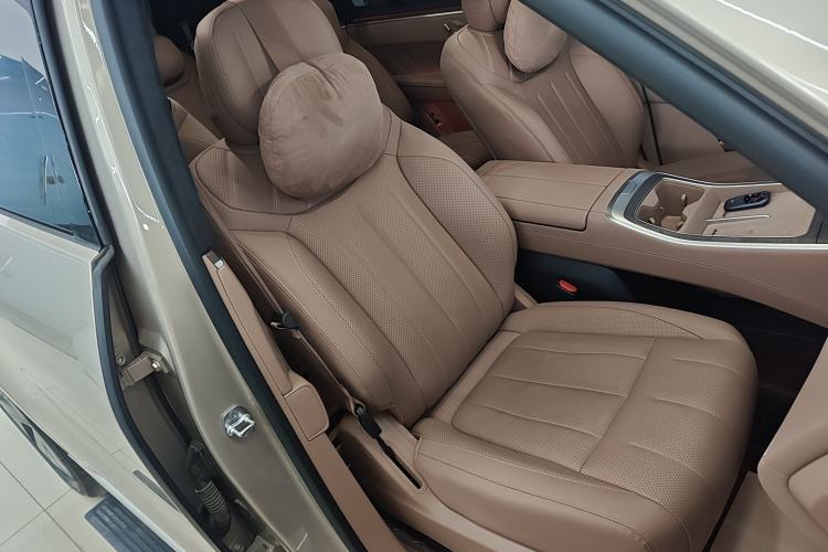 Used ONVO Luxeed L90 2025 Model—Max Six-Seater Version