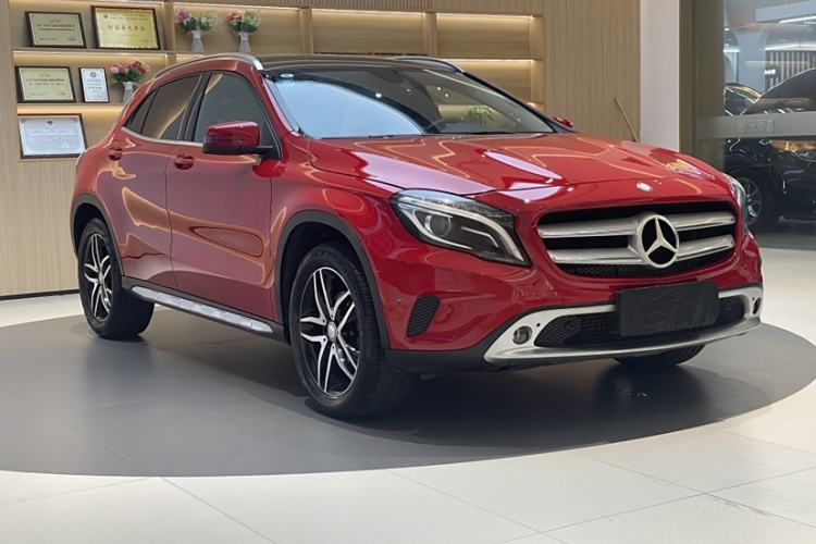 Used Mercedes-Benz GLA 2015 GLA 200 Fashion Model
