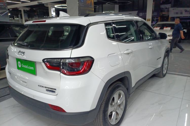 Used  Compass 2017 200T Automatic Family Edition