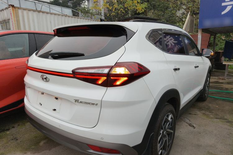 Used Hyundai Tucson 2020 280TGDi Two-Wheel-Drive GLS Fashion Edition China VI Standard
