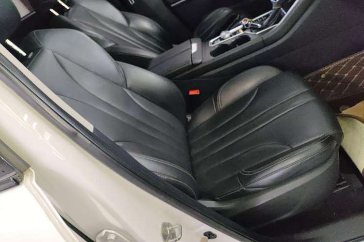 Used Changan CS75 PLUS 2021 1.5T Automatic Luxury Version
