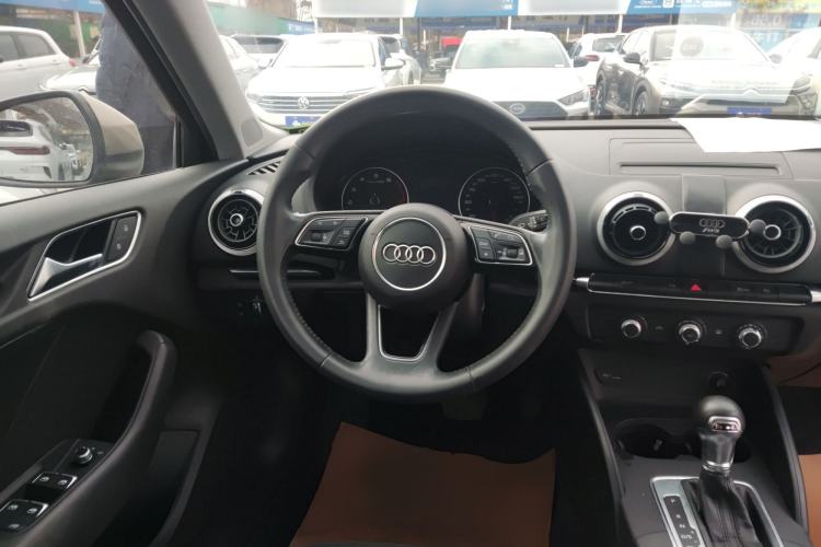 Used Audi A3 2018 30th Anniversary Edition Sportback 35 TFSI Fashion Model