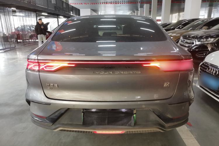 Used BYD Han 2023 EV Champion Edition 605KM Front-Drive Premium Model
