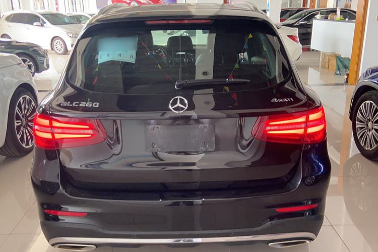 Used Mercedes-Benz GLC 2017 GLC 260 4MATIC Luxury Model
