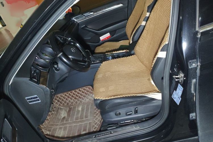 Used Volkswagen Magotan 2017 380TSI DSG Luxury Model
