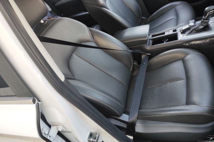 Used Roewe RX5 2019 20T Two-Wheel Drive Automatic Ali Smart Connectivity Platinum Edition
