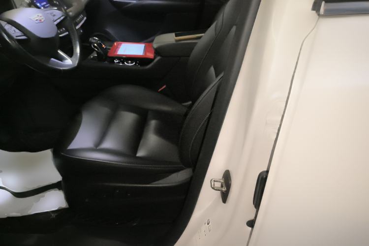 Used Cadillac XT4 2018 28T Two-Wheel Drive Leading Version