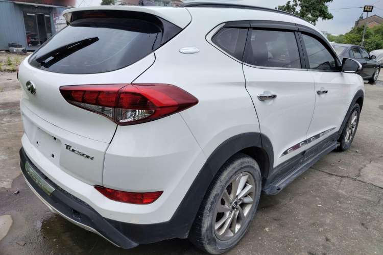 Used Hyundai Tucson 2018 1.6T Dual-Clutch Two-Wheel Drive 15th Anniversary Special Edition