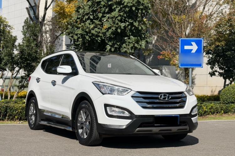 Used Hyundai Santa Fe 2015 2.0T Automatic All-Wheel Drive Smart Version 5 Seats
