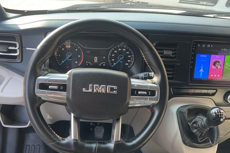 Used JMC Fushun 2023 2.0T Manual Mid-Roof Mid-Height Passenger Version Business-Class 9-Seater (Non-Commercial)
