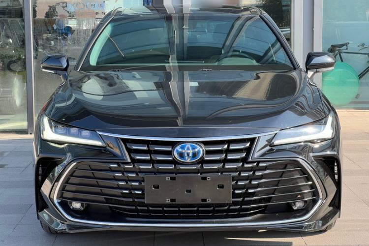 Used Toyota Avalon 2023 Dual-Engine 2.5L Luxury Edition