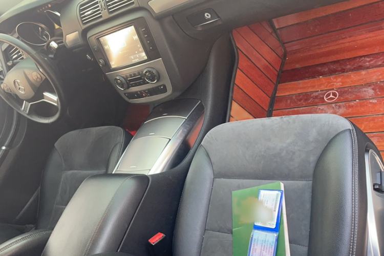 Used Mercedes-Benz R-Class 2014 R 320 4MATIC Business Model
