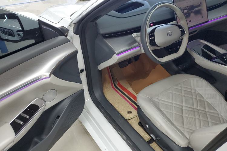 Used  A07 2023 Range-Extended 200 Max
