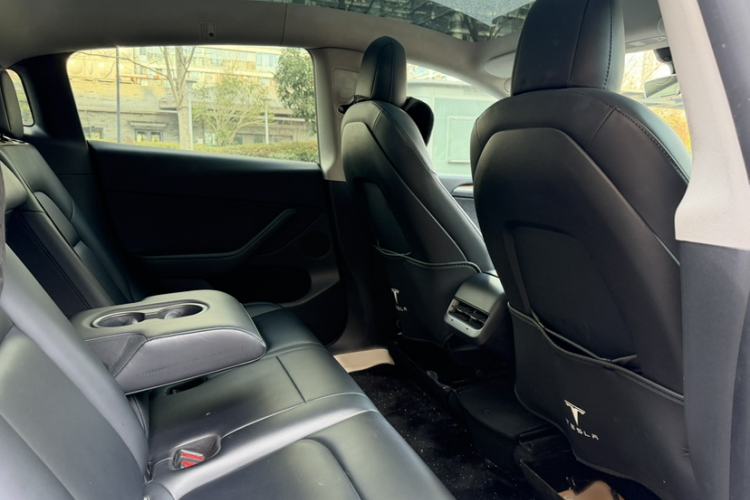 Used Tesla Model Y 2022 Rear-Wheel-Drive Version