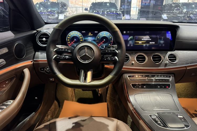 Used Mercedes-Benz E-Class 2022 Revised Version E 300 L Sporty and Stylish Edition