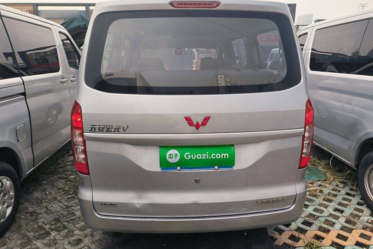 Used Wuling Hongguang V 2021 1.5L Enjoyment Edition LAR
