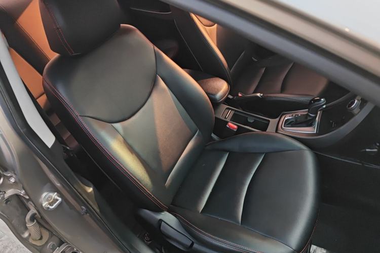 Used Hyundai Elantra 2015 1.6L Automatic Fashion Model
