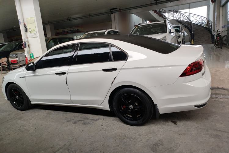 Used Volkswagen Lamando 2021 230TSI DSG Fashion Edition
