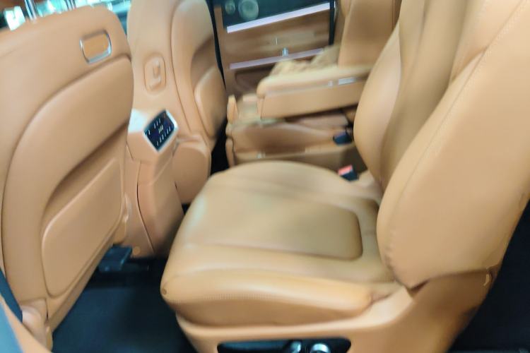 Used Hima AITO M9 2024 Range-Extended Ultra Version 52 kWh 6-Seater Model
