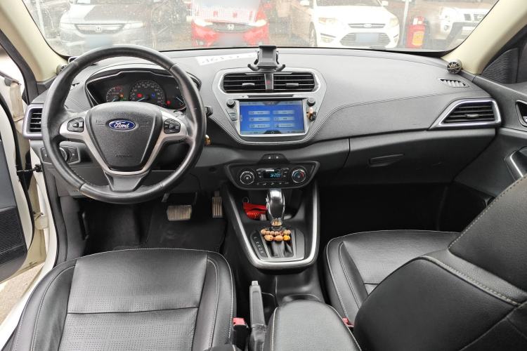 Used Ford Escort 2015 1.5L Automatic Fashion Model