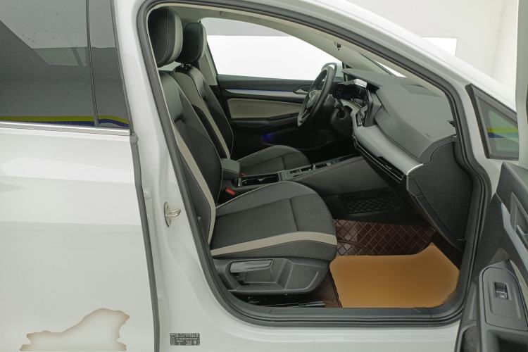 Used Volkswagen Golf 2023 Facelift 280TSI DSG Pro
