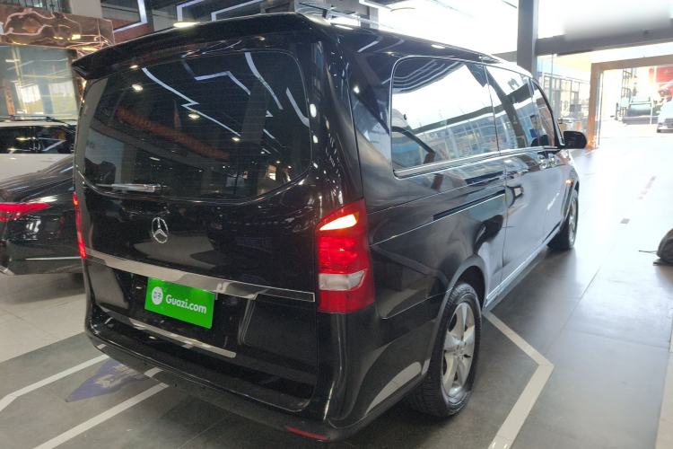 Used Mercedes-Benz Vito 2018 2.0T Elite Version 7 Seats China V Emission Standard
