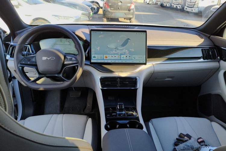 Used BYD Song PLUS New Energy 2025 DM-i Smart Drive 112KM Prestige Model
