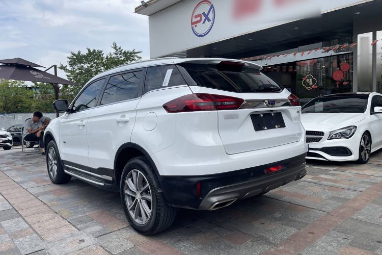 Used Geely Auto Emgrand X7 Sport 2018 1.8TD Automatic Two-Wheel Drive Smart Connect 4G Internet Edition

