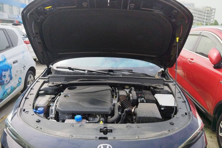 Used Changan UNI-V 2024 1.5T Prestige Edition
