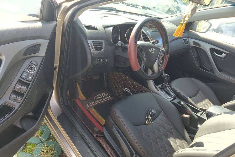 Used Hyundai Elantra 2016 1.6L Automatic Prestige Edition
