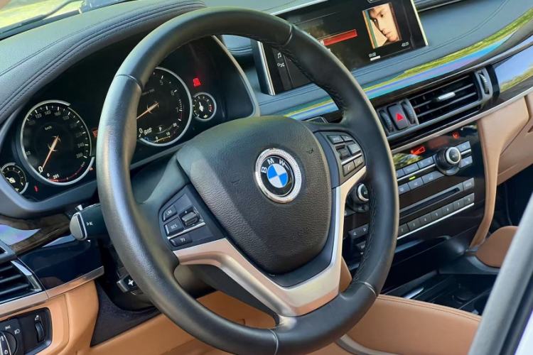 Used BMW X6 2018 xDrive28i
