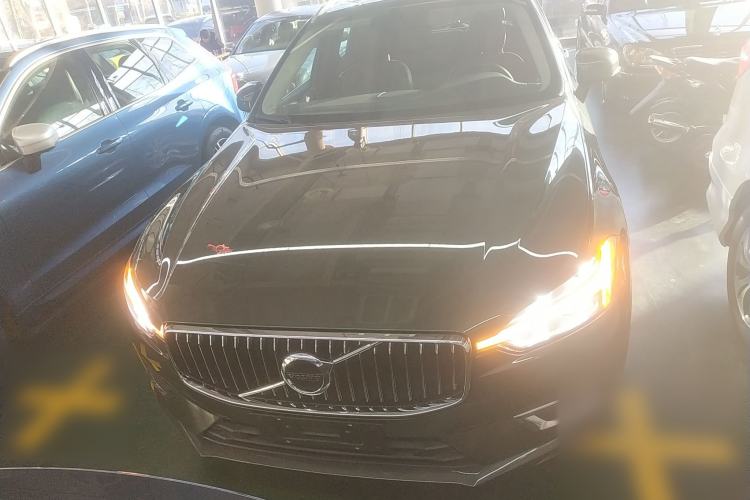 Used Volvo XC60 2020 T5 4x4 Zhiyi Luxury Edition
