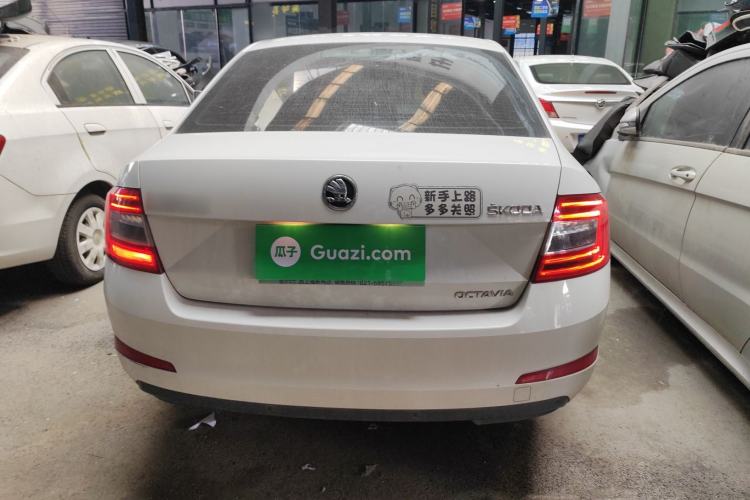 Used Skoda Octavia 2015 1.6L Automatic Yijie Edition
