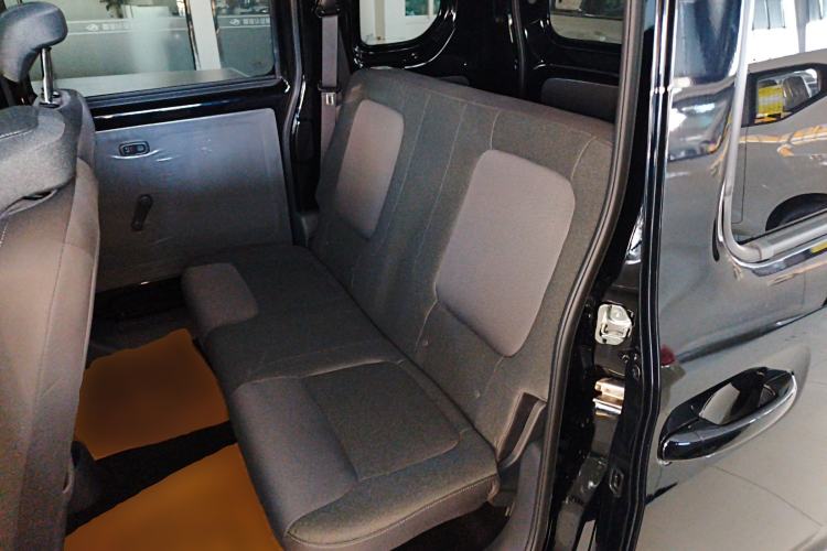 Used Wuling Zhiguang New Energy 2025 Standard Model
