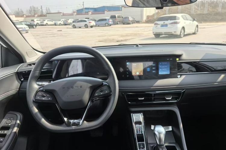 Used Roewe i5 2023 1.5L CVT Luxury Edition
