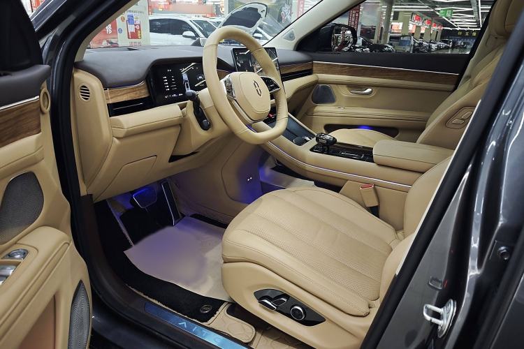 Used Hima AITO M7 2024 1.5T Intelligent Driving 4WD Max Edition 5 Seats
