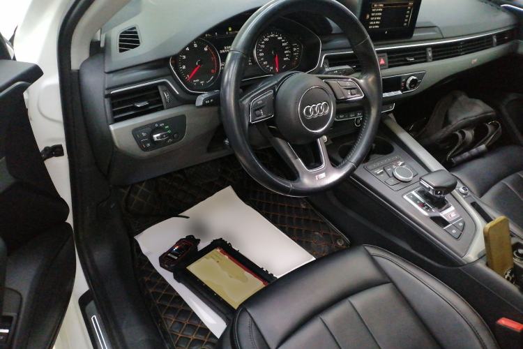 Used Audi A4L 2019 40 TFSI Ambition China VI