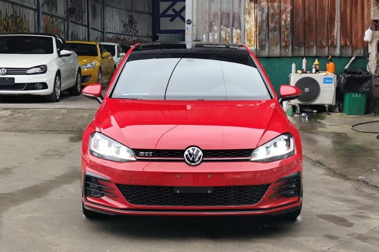 Used Volkswagen Golf GTI 2018 2.0 TSI GTI
