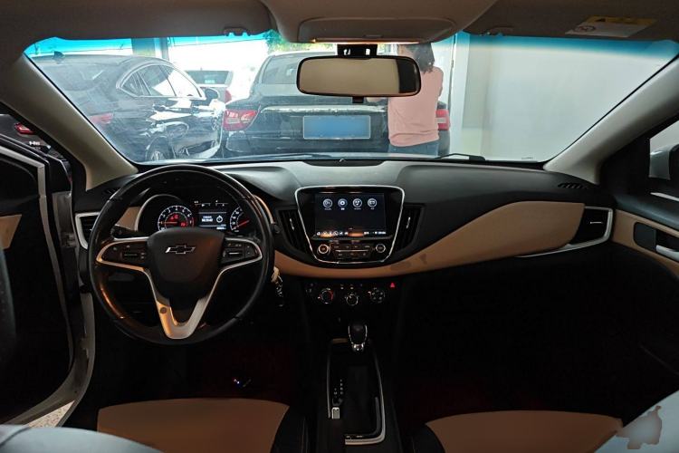 Used Chevrolet Monza 2022 320 Automatic Enjoyment Sunroof Version
