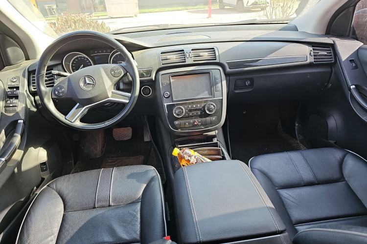 Used Mercedes-Benz R-Class 2017 R 320 4MATIC Business Edition Prestige Model