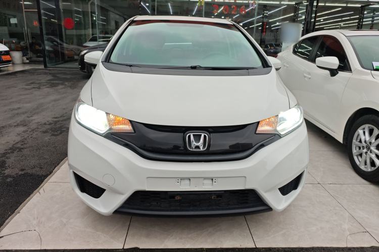 Used Honda Fit 2016 1.5L LXS CVT Comfort Sunroof Version
