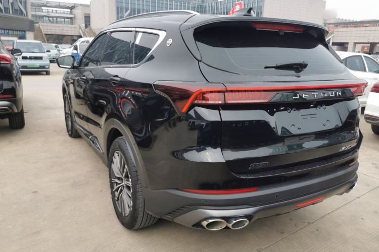 Used JETOUR X70 PLUS 2023 1.6T DCT Stronger 7-Seater
