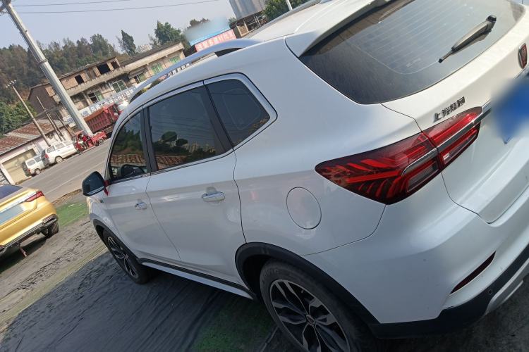 Used Roewe RX5 2016 20T Two-Wheel Drive Automatic Internet Smart Edition
