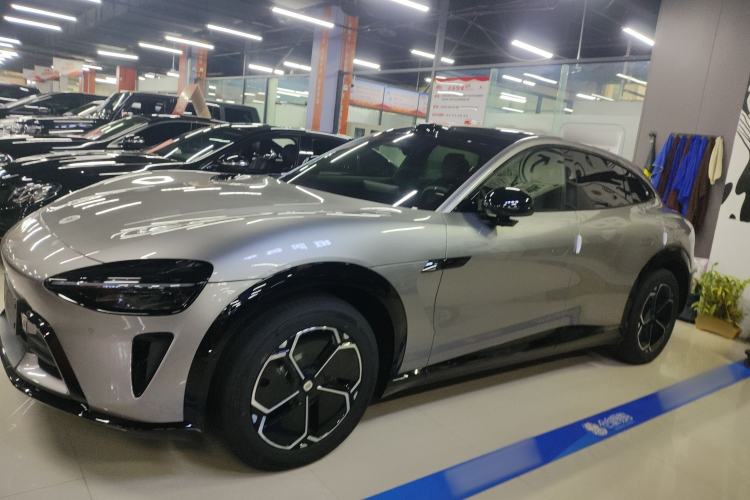 Used  YU7 2025 Ultra-Long Range Rear-Wheel Drive Version
