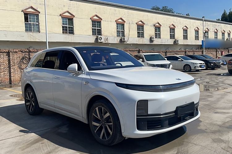 Used Li Auto L7 2023 Air model
